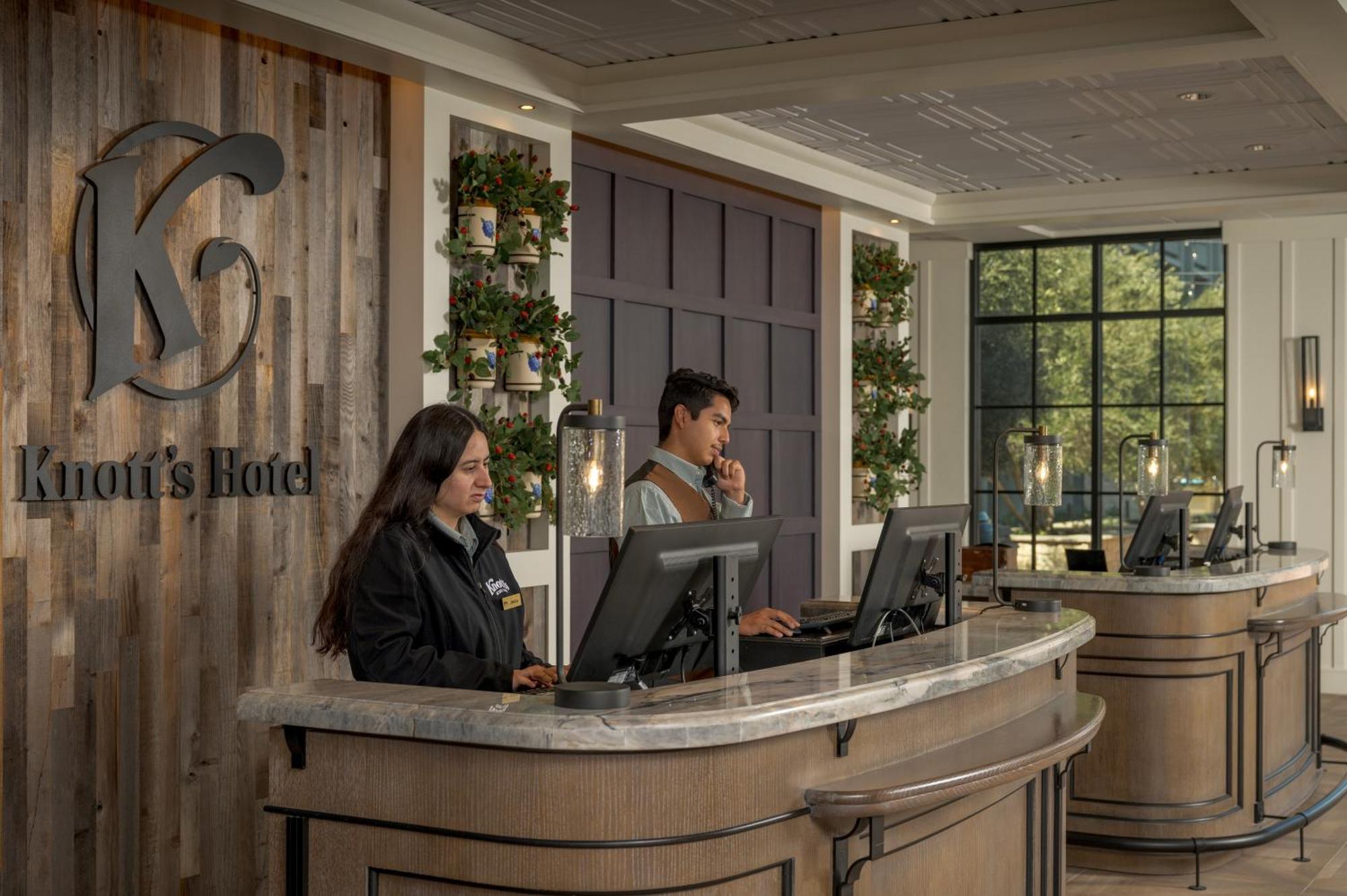 Knott'S Hotel Buena Park Zewnętrze zdjęcie